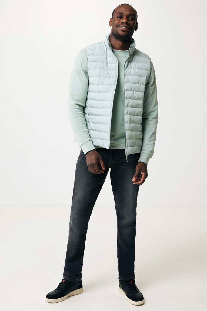 Iceberg green