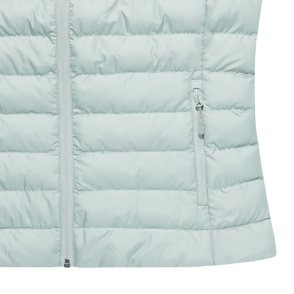 Iceberg green