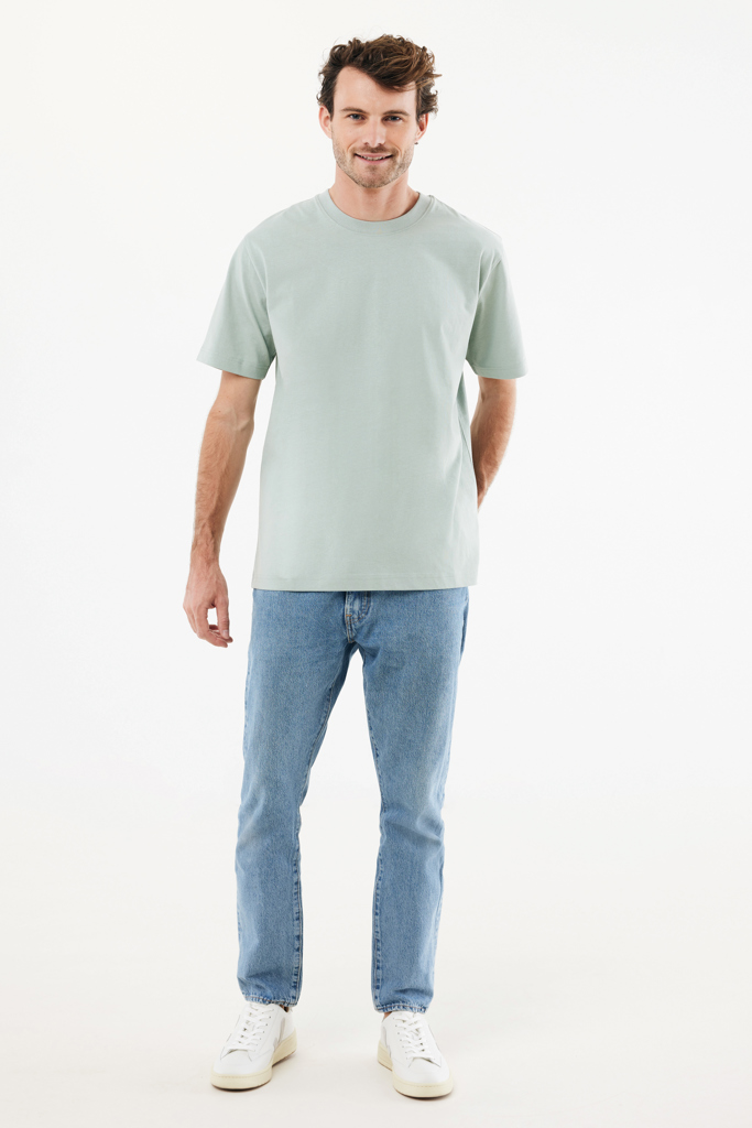 Iceberg green